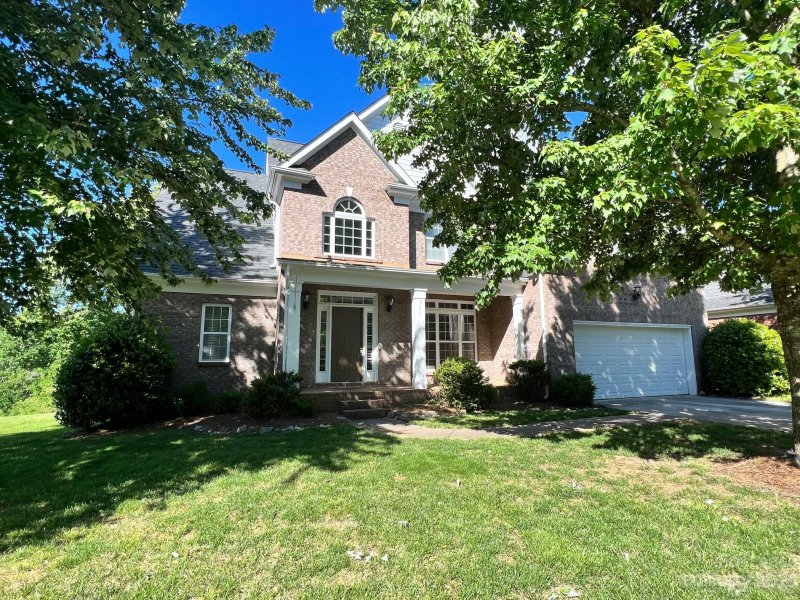 Property image 2 at 353 E Waterlynn Road, Mooresville, NC 28115