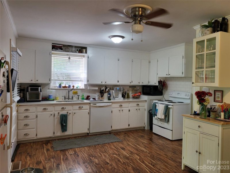 Property image 5 at 1808 Pickens Court, Charlotte, NC 28205