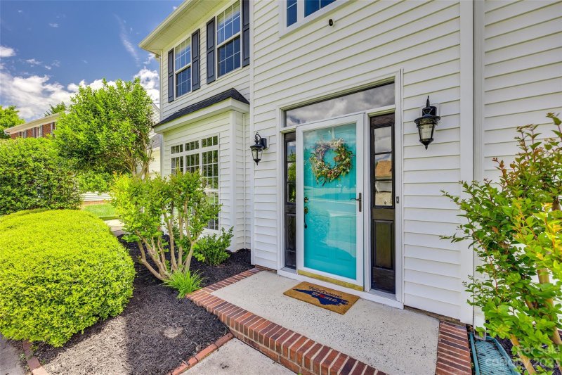 Property image 3 at 2832 Bumble Bee Drive, Matthews, NC 28105