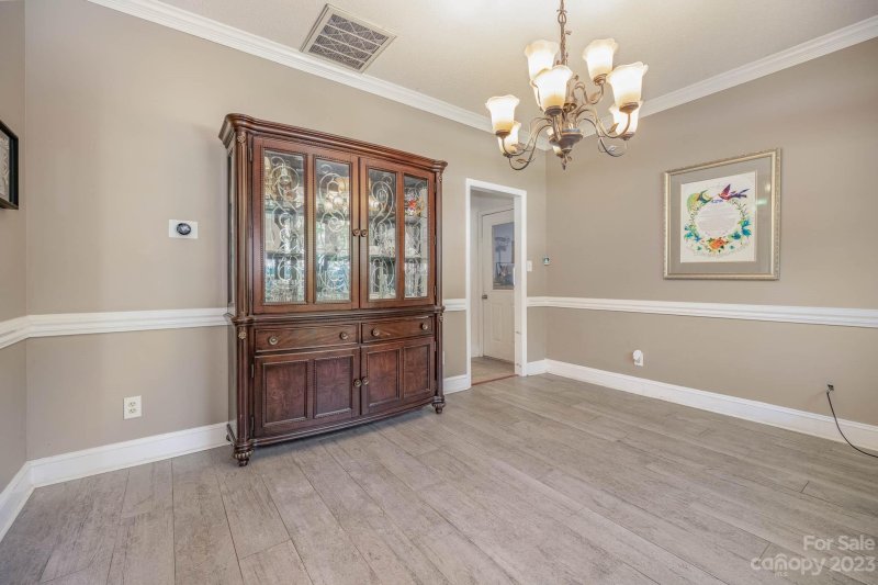 Property image 4 at 13327 Kintyre Court, Matthews, NC 28105