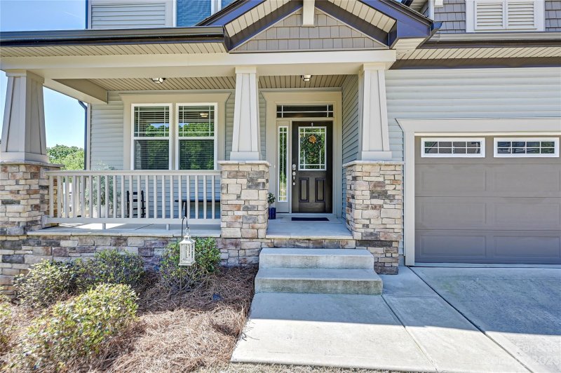 Property image 2 at 10109 Castlebrooke Drive, Concord, NC 28027