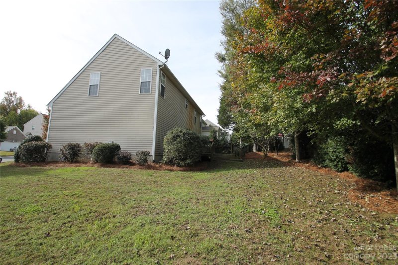 Property image 2 at 431 Harvest Terrace Drive, Lake Wylie, SC 29710