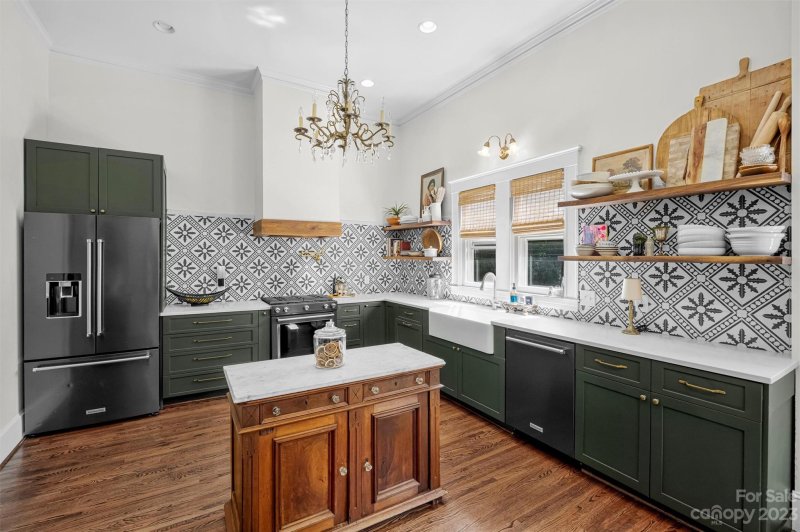 49 Nw Franklin Avenue