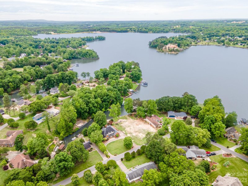 Property image 2 at 132 Quail Hollow Drive, Kings Mountain, NC 28086