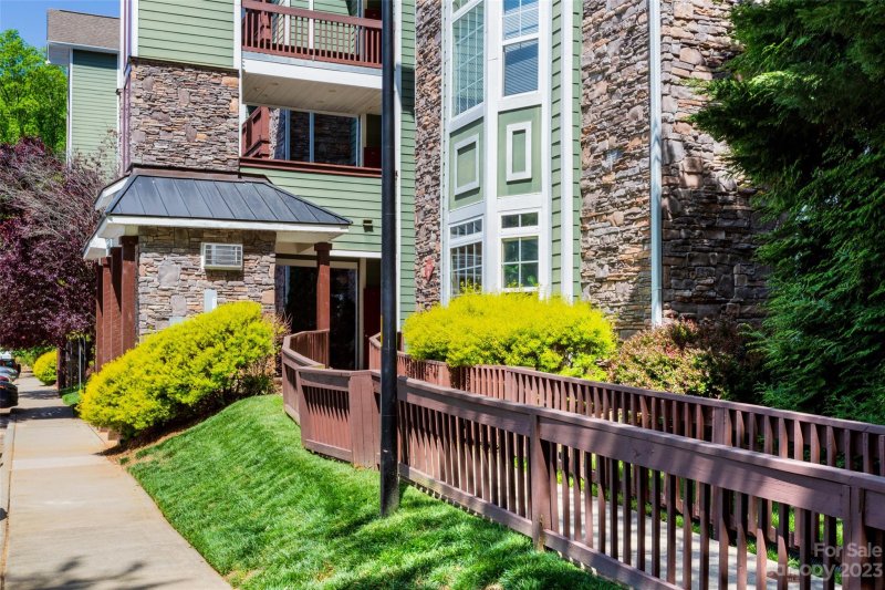 Property image 2 at 2000 Olde Eastwood Village Boulevard, Asheville, NC 28803