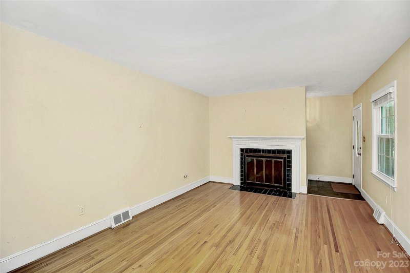 Property image 5 at 1940 Lansdale Drive, Charlotte, NC 28205