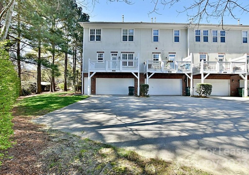Property image 3 at 14266 Richmond Park Avenue, Charlotte, NC 28277