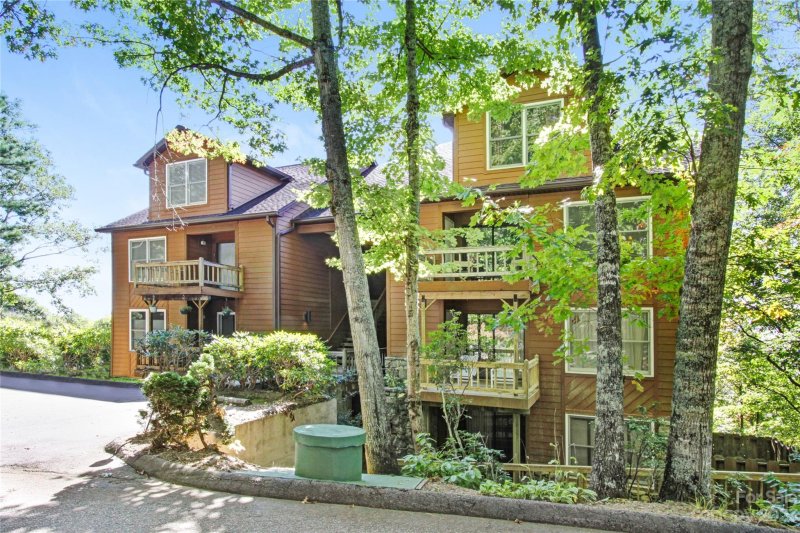 Property image 3 at 105 Toxaway Views Drive, Lake Toxaway, NC 28747