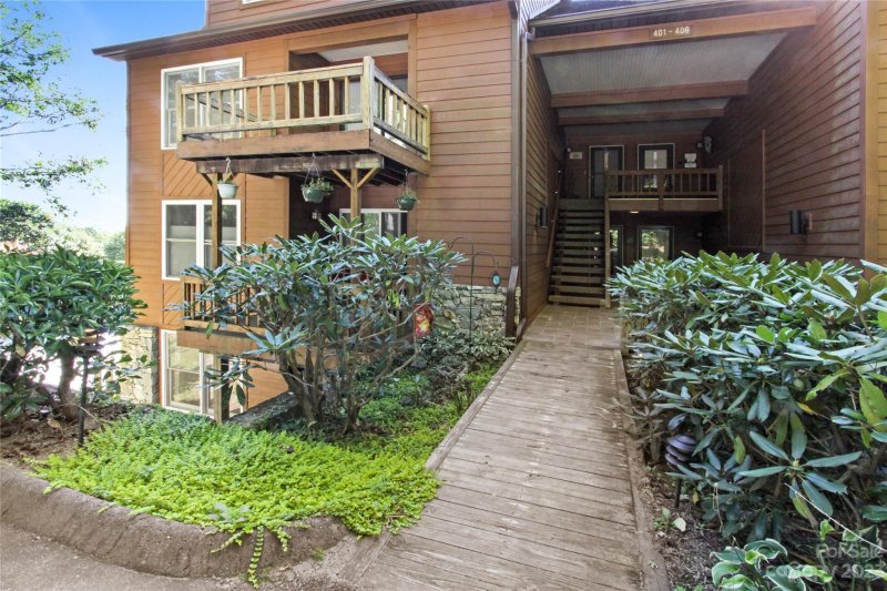 Property image 4 at 105 Toxaway Views Drive, Lake Toxaway, NC 28747