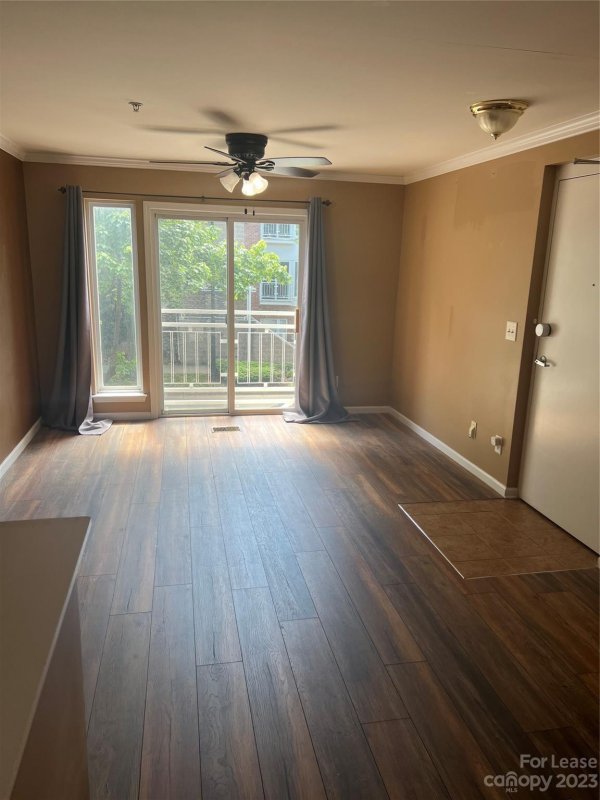 Property image 2 at 637 Raphael Place, Charlotte, NC 28205