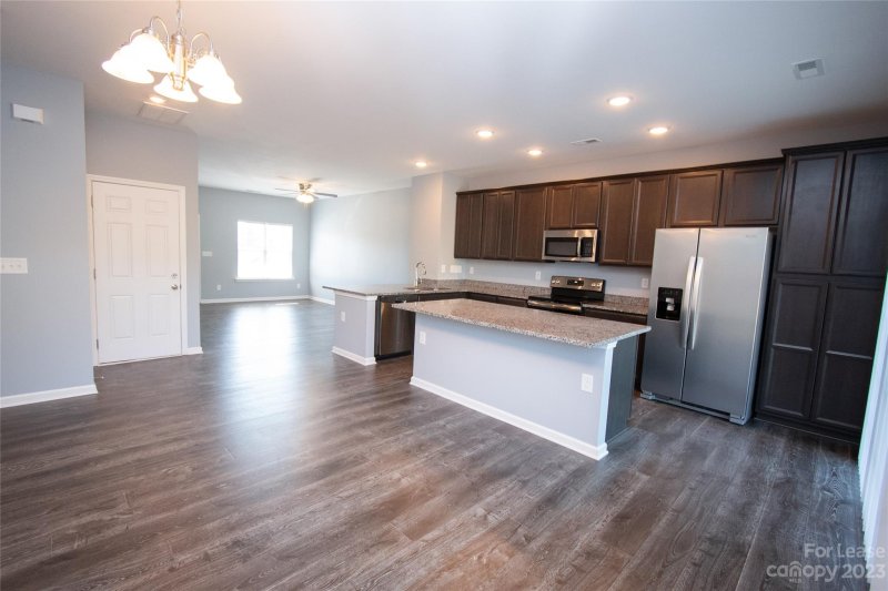 Property image 3 at 5524 John Mcdowell Place, Charlotte, NC 28217