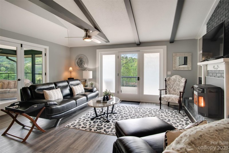 Property image 3 at 209 Emerald Hill Road, Franklin, NC 28734