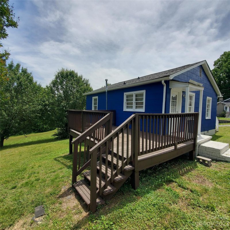 Property image 4 at 418 E Park Avenue, Gastonia, NC 28054