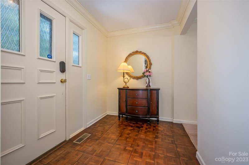 Property image 5 at 100 2 Bent Tree Drive, Hendersonville, NC 28739