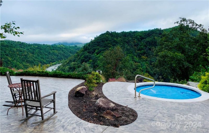 Property image 3 of 391 Red Fox Trail in French Broad Crossing, Marshall, NC 28753