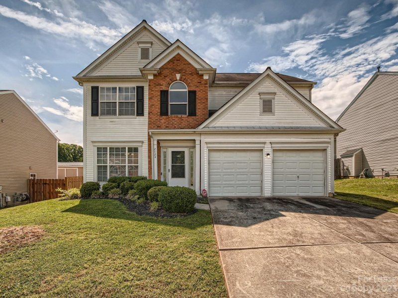 2724 Old Ironside Drive