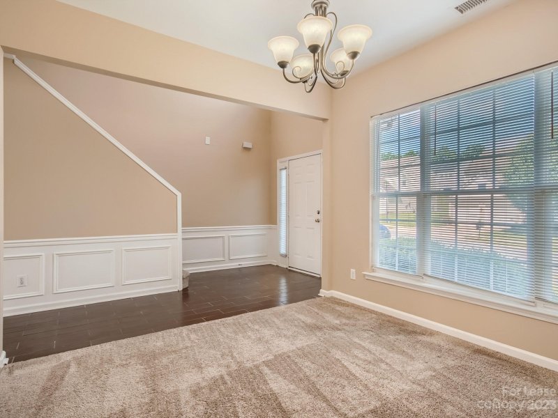 Property image 5 at 2724 Old Ironside Drive, Charlotte, NC 28213