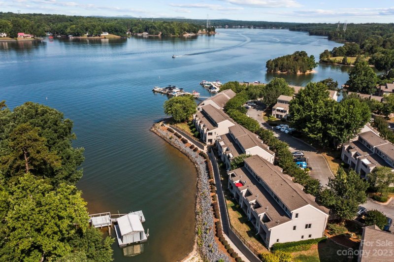 14017 Queens Harbor Road