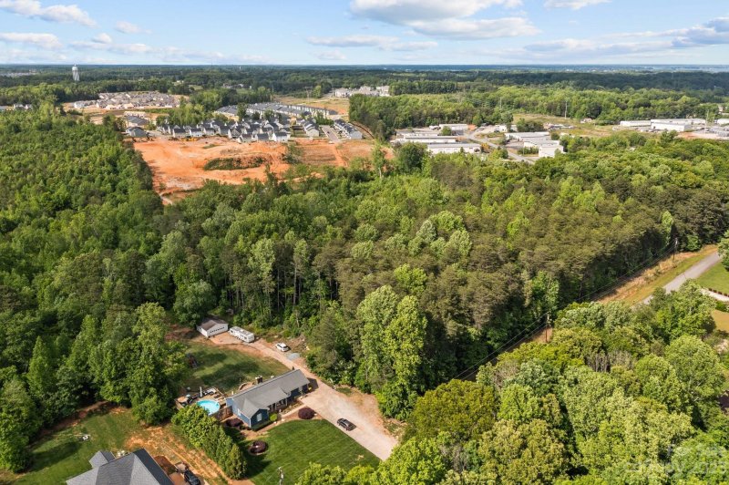 Property image 3 at 0000 Deer Track Drive, Denver, NC 28037