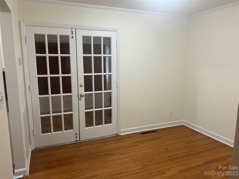 Property image 5 at 908 Mcalway Road, Charlotte, NC 28211