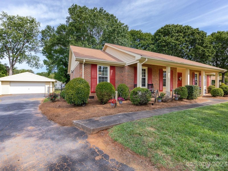 Property image 5 at 7501 Hitching Post Lane, Charlotte, NC 28212