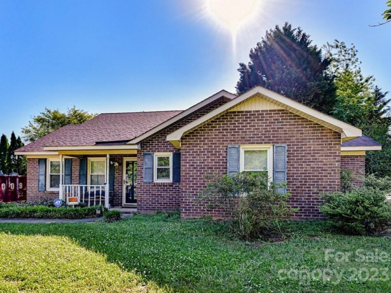 Property image 3 at 3104 Bobwhite Circle, Wingate, NC 28174