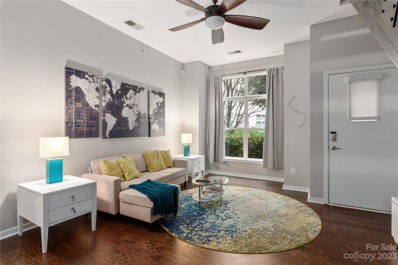 Property image 4 at 2125 Southend Drive, Charlotte, NC 28203