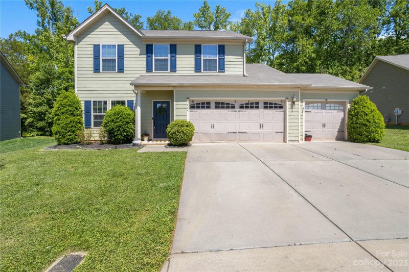 Property image 2 at 824 Westerland Court, Gastonia, NC 28056