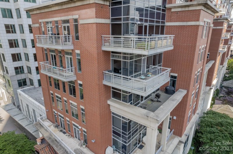 Property image 2 at 435 S Tryon Street, Charlotte, NC 28202