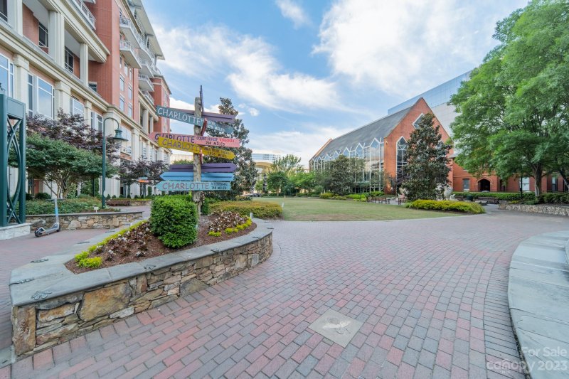 Property image 3 at 435 S Tryon Street, Charlotte, NC 28202