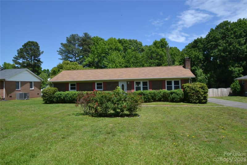 15109 Catawba Circle