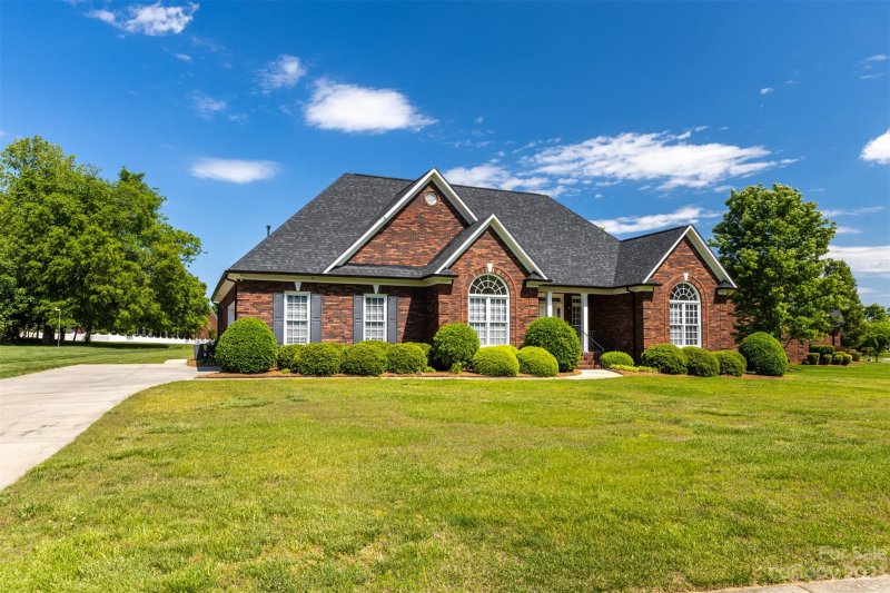 Property image 2 at 3667 Charolais Lane, Harrisburg, NC 28075