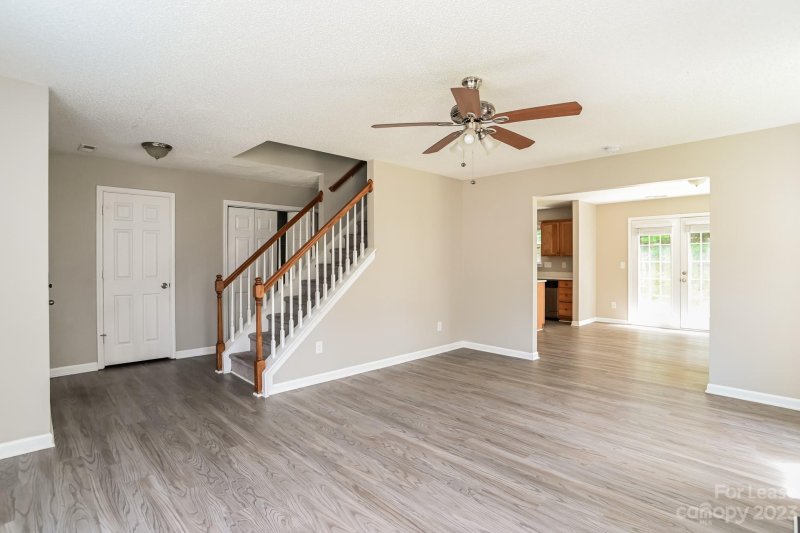 Property image 4 at 7104 Lowen Road, Charlotte, NC 28269