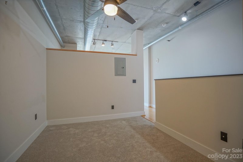 Property image 5 at 505 E 6th Street, Charlotte, NC 28202