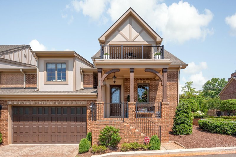 Property image 2 at 2620 Horn Point Court, Charlotte, NC 28226