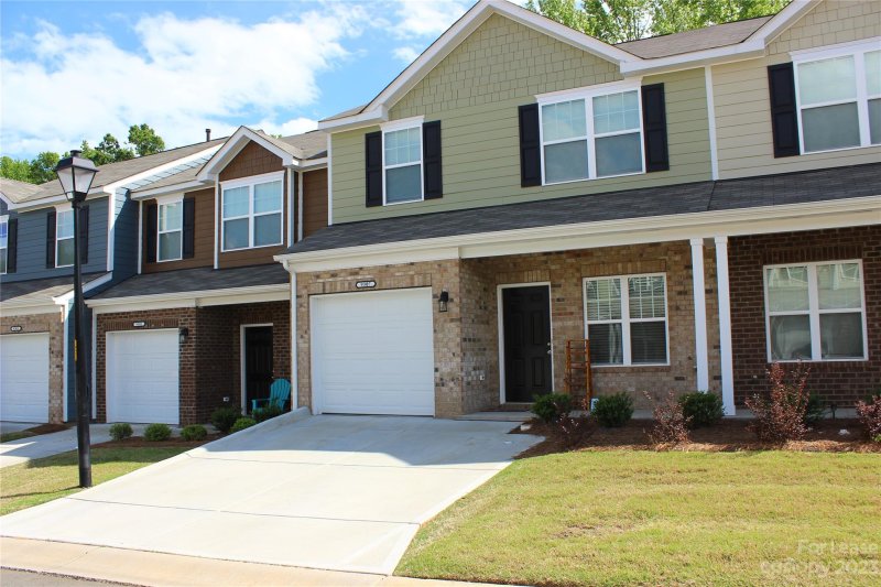 Property image 2 at 9307 Grand Valley Drive, Charlotte, NC 28213