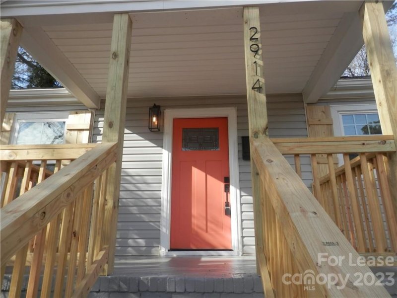 Property image 2 at 2914 Mayflower Road, Charlotte, NC 28208