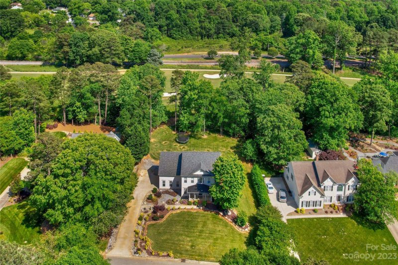 Property image 2 at 989 Muirfield Drive, Mooresville, NC 28115