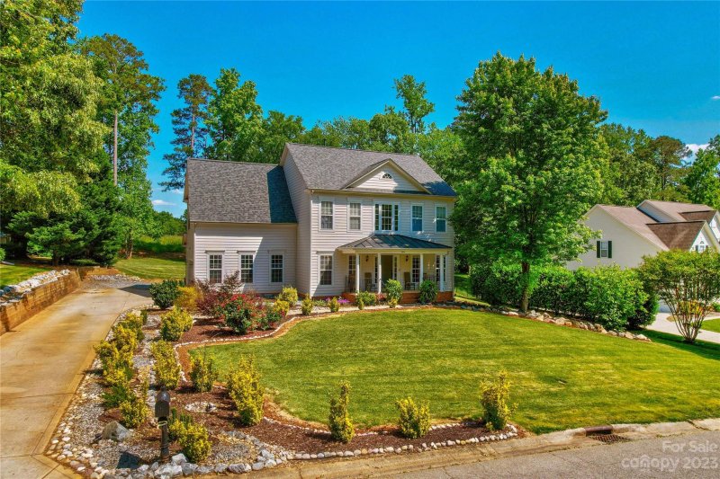 Property image 5 at 989 Muirfield Drive, Mooresville, NC 28115