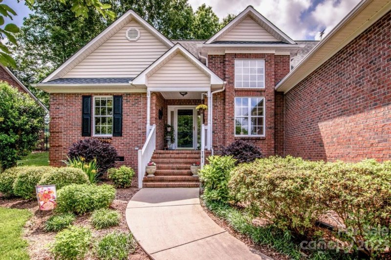 Property image 3 at 141 Bald Cypress Lane, Mooresville, NC 28115