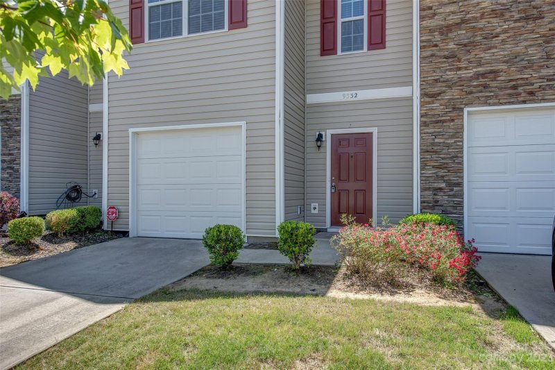 Property image 2 at 9332 Hamel Street, Charlotte, NC 28215