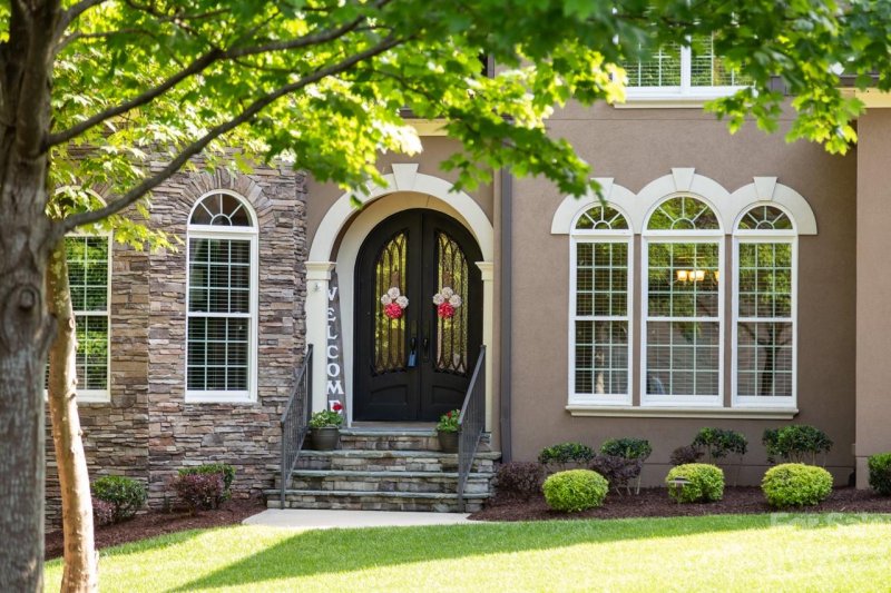 Property image 2 at 8929 Radford Court, Sherrills Ford, NC 28673