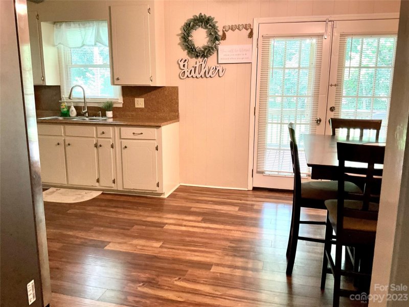 Property image 3 at 2438 Meadow Plaza Drive, Lancaster, SC 29720