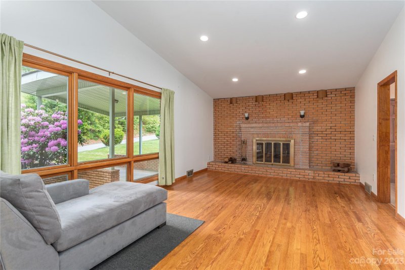 Property image 2 at 160 Leatherwood Road, Waynesville, NC 28786