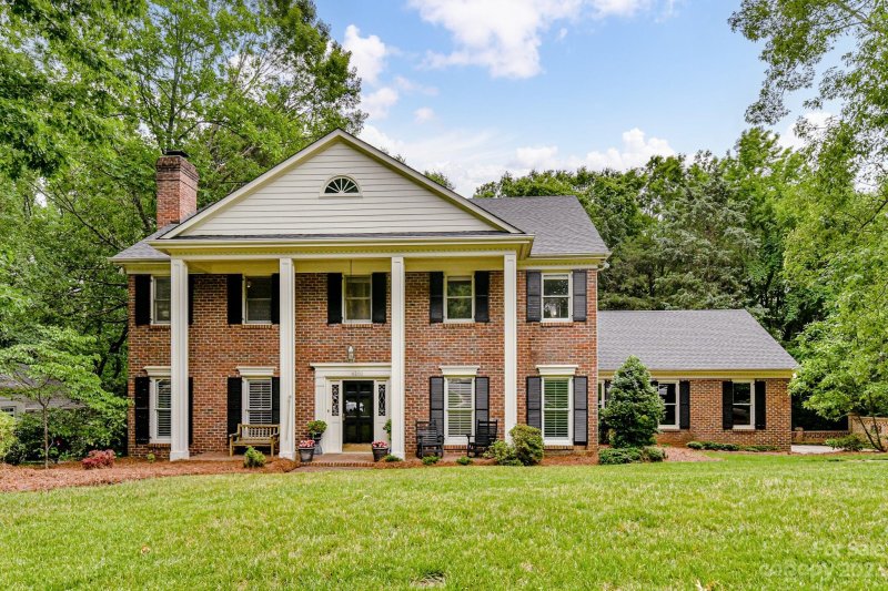 Property image 2 at 4300 Carnoustie Lane, Charlotte, NC 28210