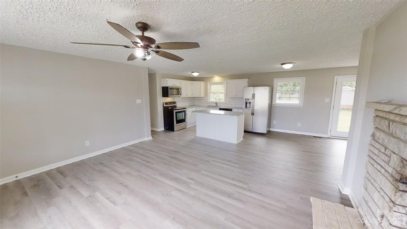 Property image 2 at 2408 28th Street, Hickory, NC 28601