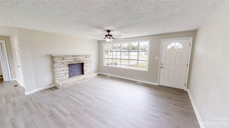 Property image 4 at 2408 28th Street, Hickory, NC 28601