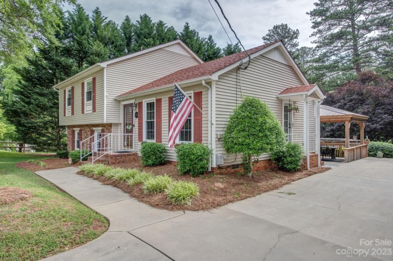 Property image 4 at 2433 Jacobs Road, Gastonia, NC 28054