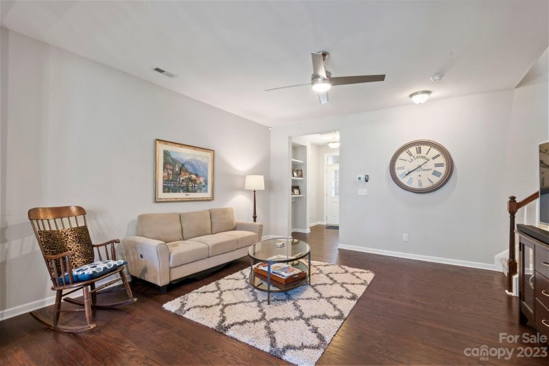 Property image 3 at 5639 Stonewells Drive, Charlotte, NC 28278