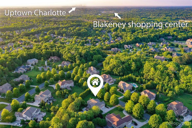 Property image 2 at 6017 Autumn Blossom Lane, Waxhaw, NC 28173